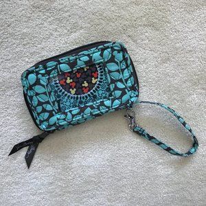 VERA BRADLEY Disney Perfect Petals Wristlet